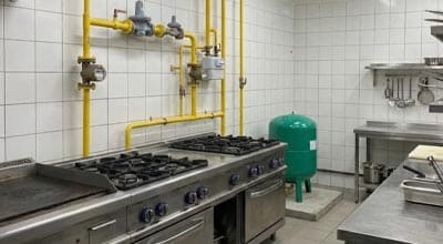 تمديد غاز مركزي بمطعم